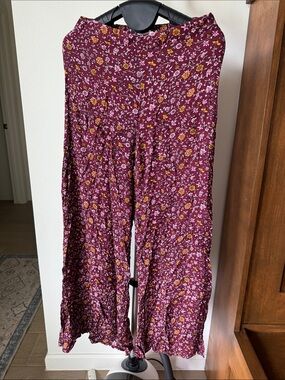 Chelsea & Violet Burgundy Floral Flare-Cut Pants